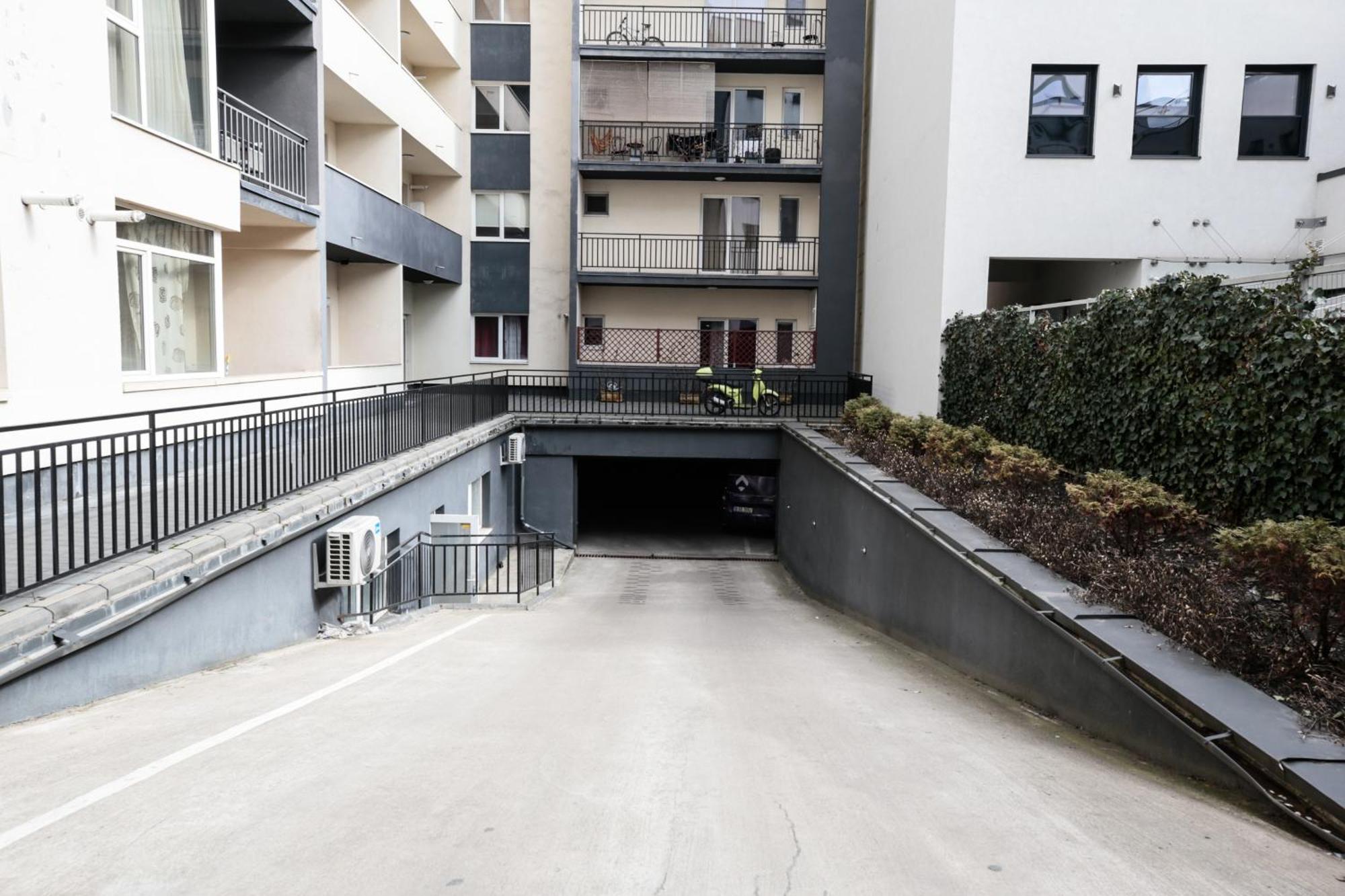 Stylish Condo - Parking And Balcony Cluj-Napoca Buitenkant foto