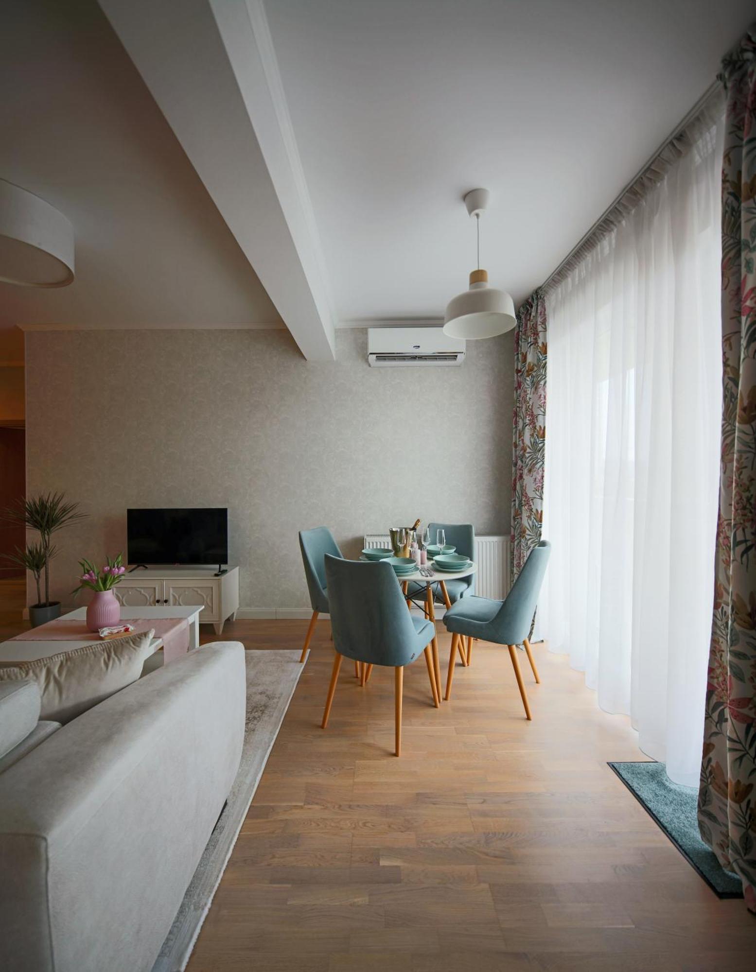 Stylish Condo - Parking And Balcony Cluj-Napoca Buitenkant foto