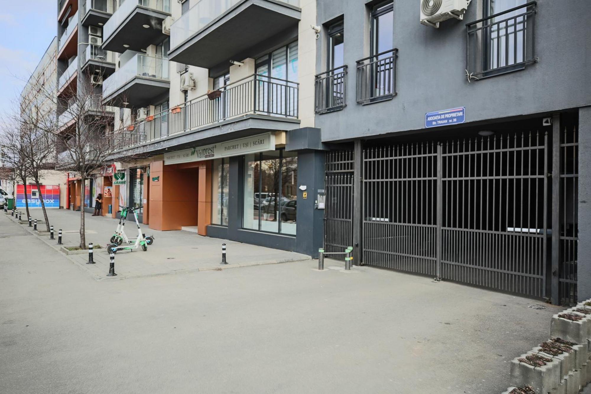 Stylish Condo - Parking And Balcony Cluj-Napoca Buitenkant foto